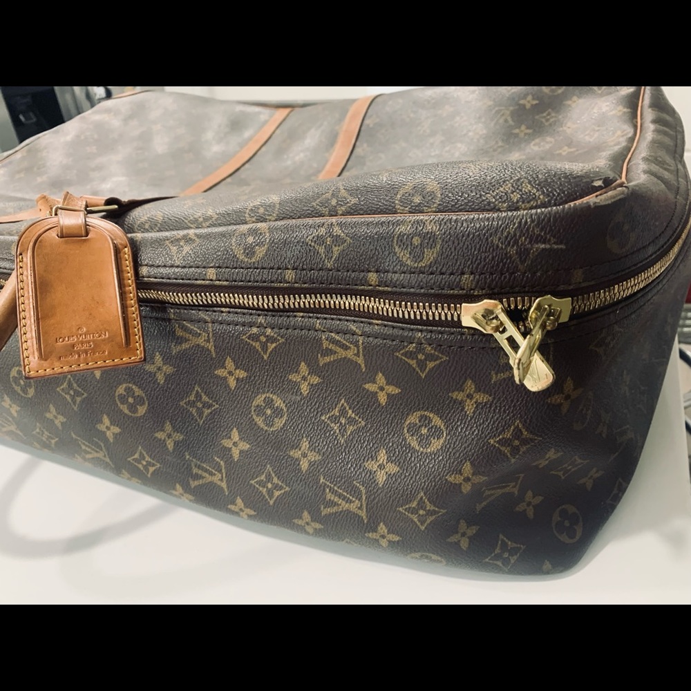 Louis Vuitton Authentic Luggage - Picture 11 of 14